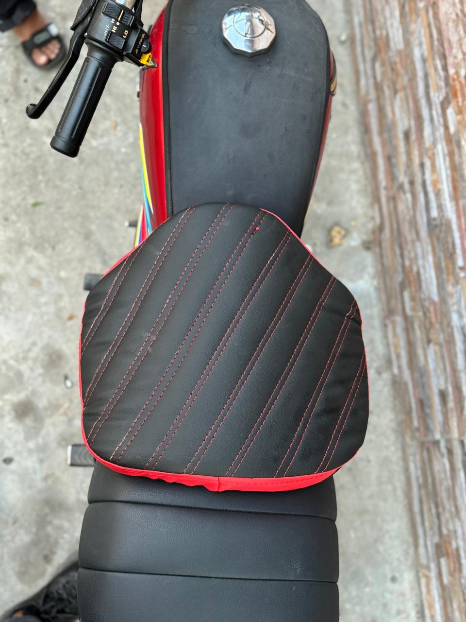 Waterproof Motorcycle Seat Cushion with Double Stitch Design product image 6